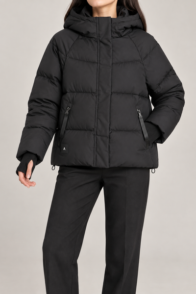 Women's cropped puffer jacket with hood and cuffs