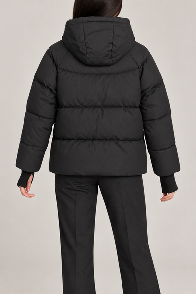 Women's cropped puffer jacket with hood and cuffs