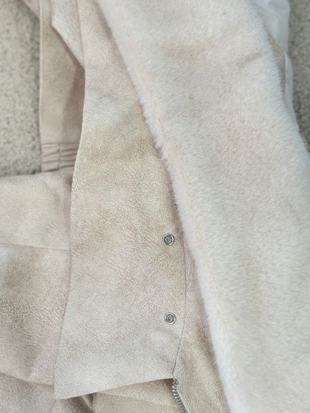 Interseasonal bomber jacket