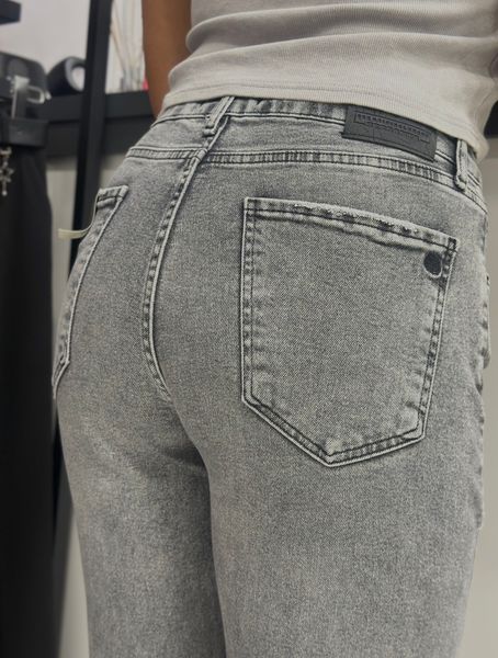 Straight gray jeans